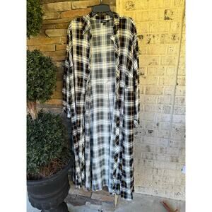 Torrid Maxi Dress Style Kimono-Size 3